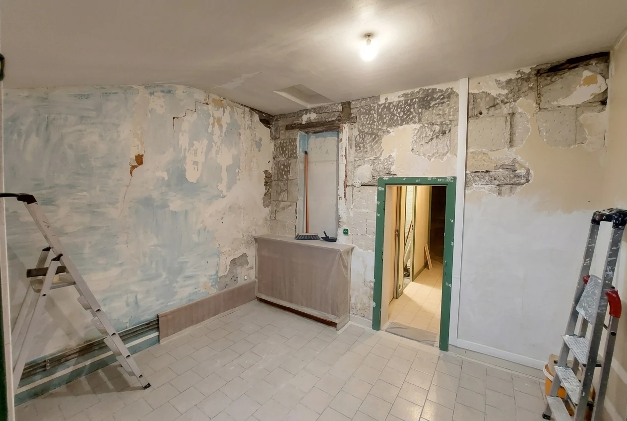 Pièce ancienne — pendant les travaux